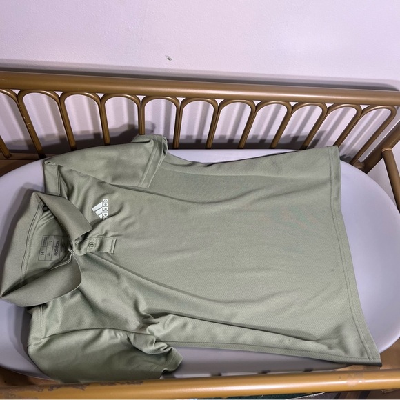 Adidas Green medium boys Polo golf Shirt. No flaws worn once - Picture 1 of 4